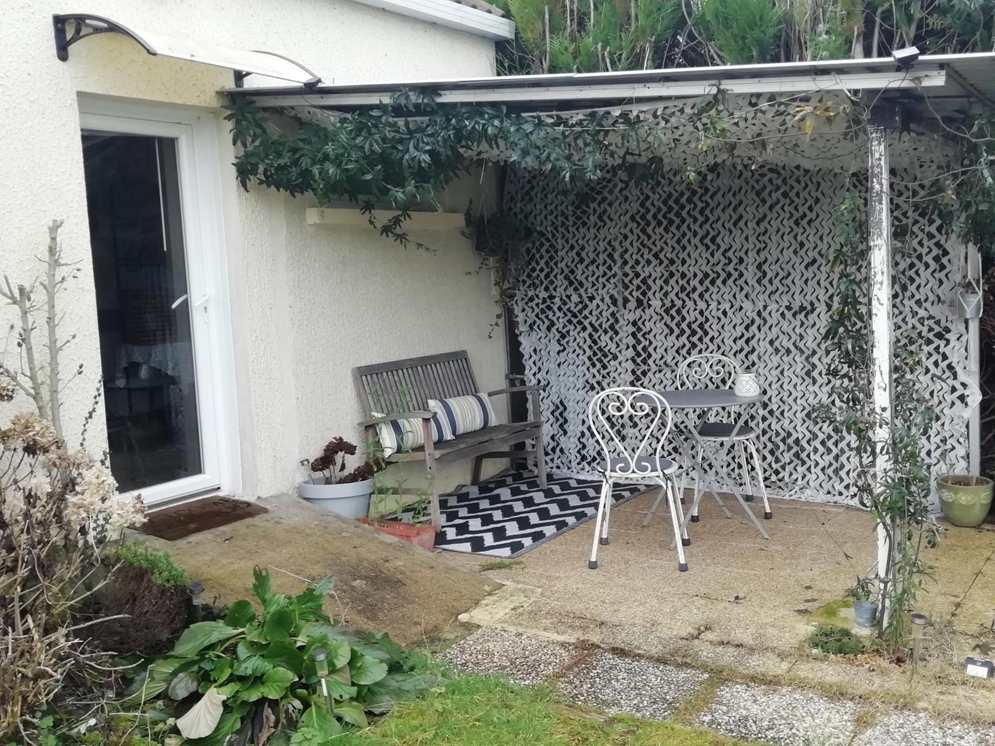 Studio Au Coeur De La Vallee De La Loire Azay-sur-Cher Екстериор снимка